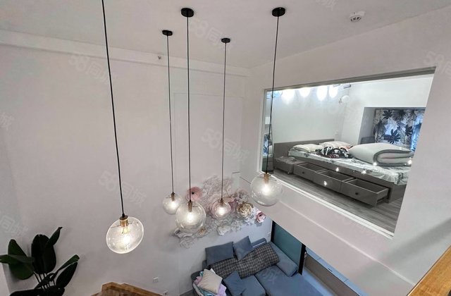 绿地缤纷城2室1厅59.7㎡110万二手房图片