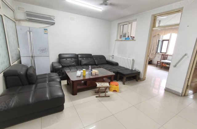 壹号院南邻 英特 东昌路上 低楼层 三室两厅