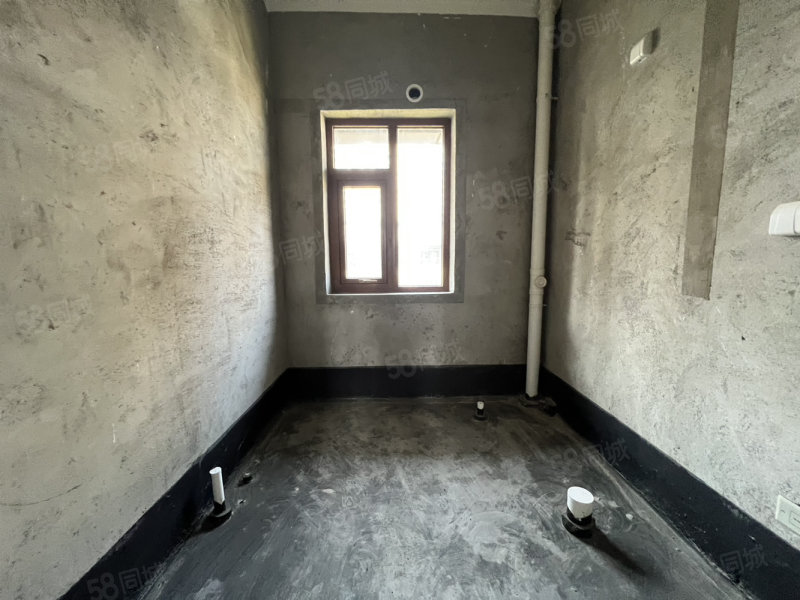 建业世和府3室2厅2卫169㎡南北164万