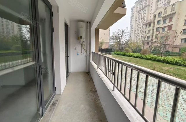 急售！洋房！带院子带下沉复式！ 新房未住！四居双卫！带车储