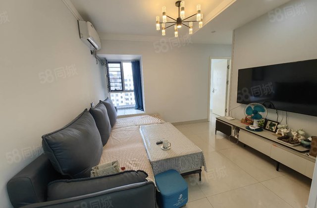 水岸花语 温馨精致两居室 带家具家电 刚需过渡很合适 非常新