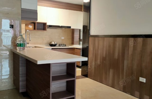 睿力国际城B区3室2厅116.75㎡43.8万二手房图片