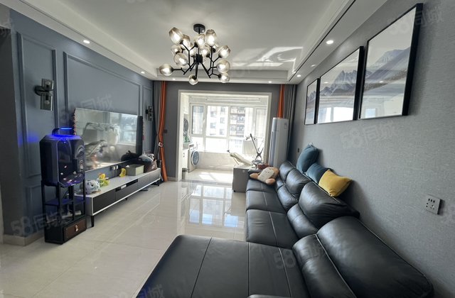 新出，急售，星光和园精装修，三叶草，带储藏室品牌家居东昌东