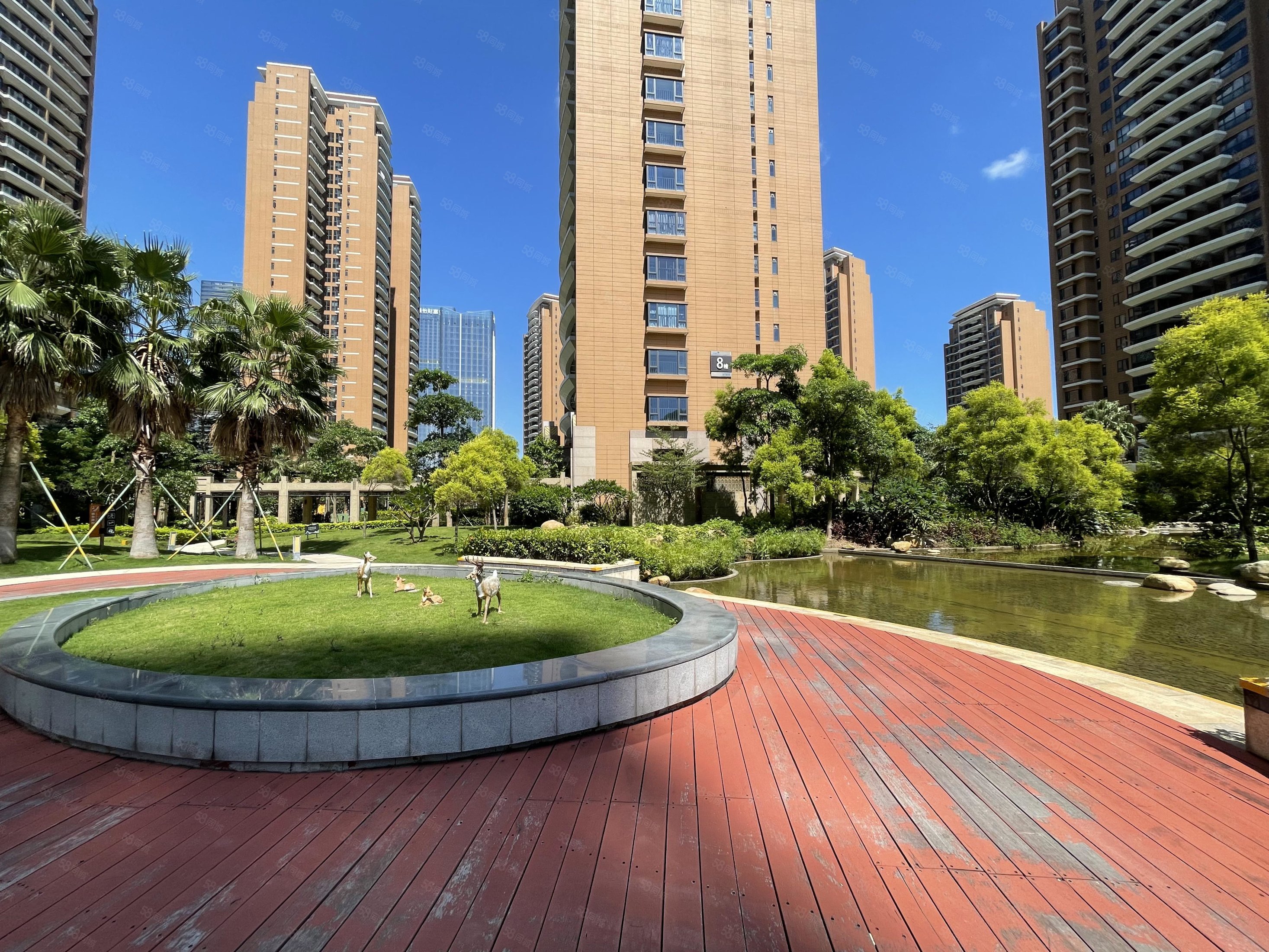 华融琴海湾4室2厅3卫170.38㎡南北799万