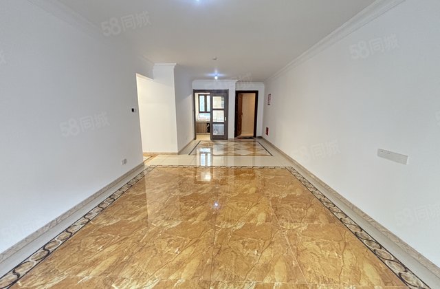 徒骇河旁 锦绣学府 翡丽湾 四室 新房未住 带车位