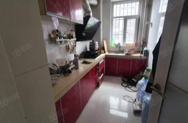 月亮湾商品 阳光实验 三室两厅 精装修 免大税 随时看房