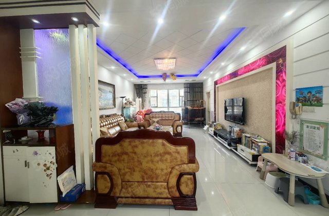 凤凰新城东区3加4叠屏精装带大院免大税采光很好西边户全明户型