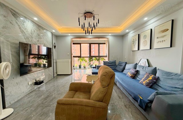 三利麓山城本草荟4室2厅130.28㎡199万二手房图片