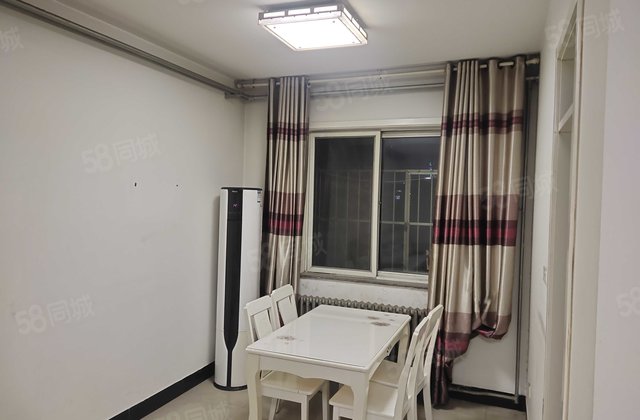 威尼斯花园(二期)2室2厅1卫高性价格可谈送地下室