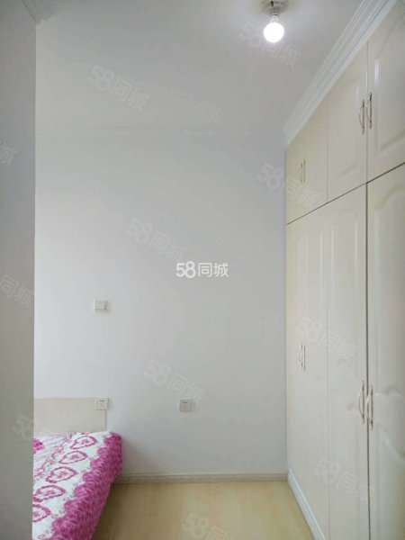 花河新城2室1厅1卫59㎡南24.5万