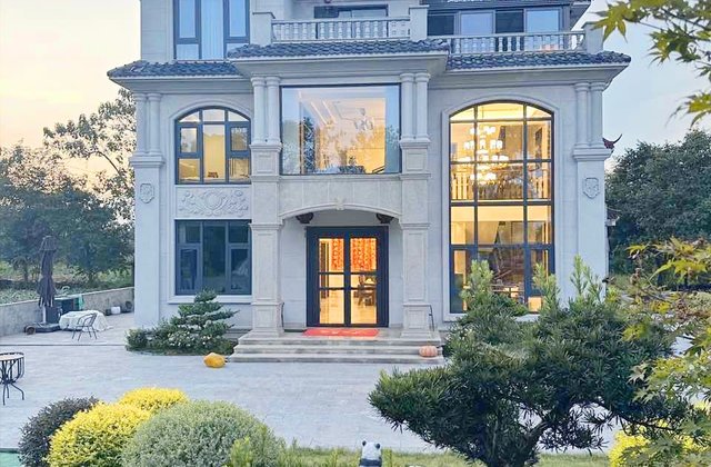 中建华府锦城5室3厅79㎡168.8万二手房图片