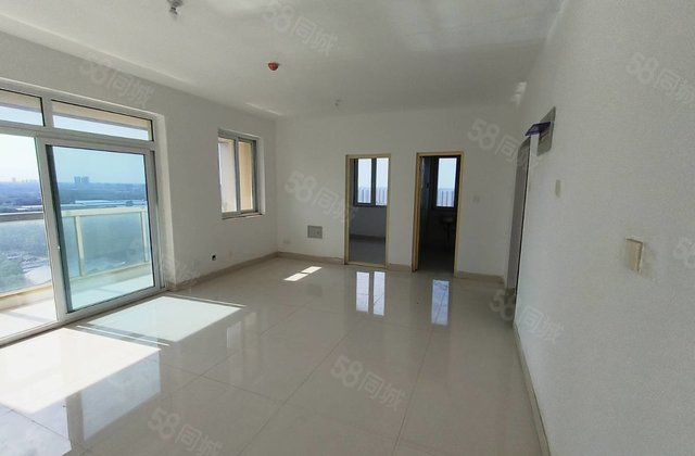 单价4开头，好楼层，朗悦府，免大税送储，可按揭，金田阳光