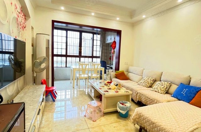 映山岭秀2室2厅81.04㎡55.8万二手房图片