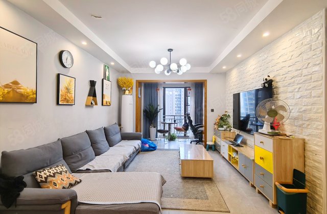 炜岸城3室2厅97㎡140.5万二手房图片