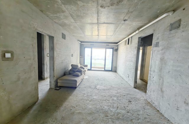 南沙金茂湾3室2厅123㎡260万二手房图片