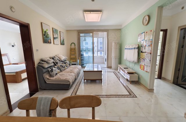 昌润莲城三叶草户型，精装三室两卫，带车位储藏室莲湖新城