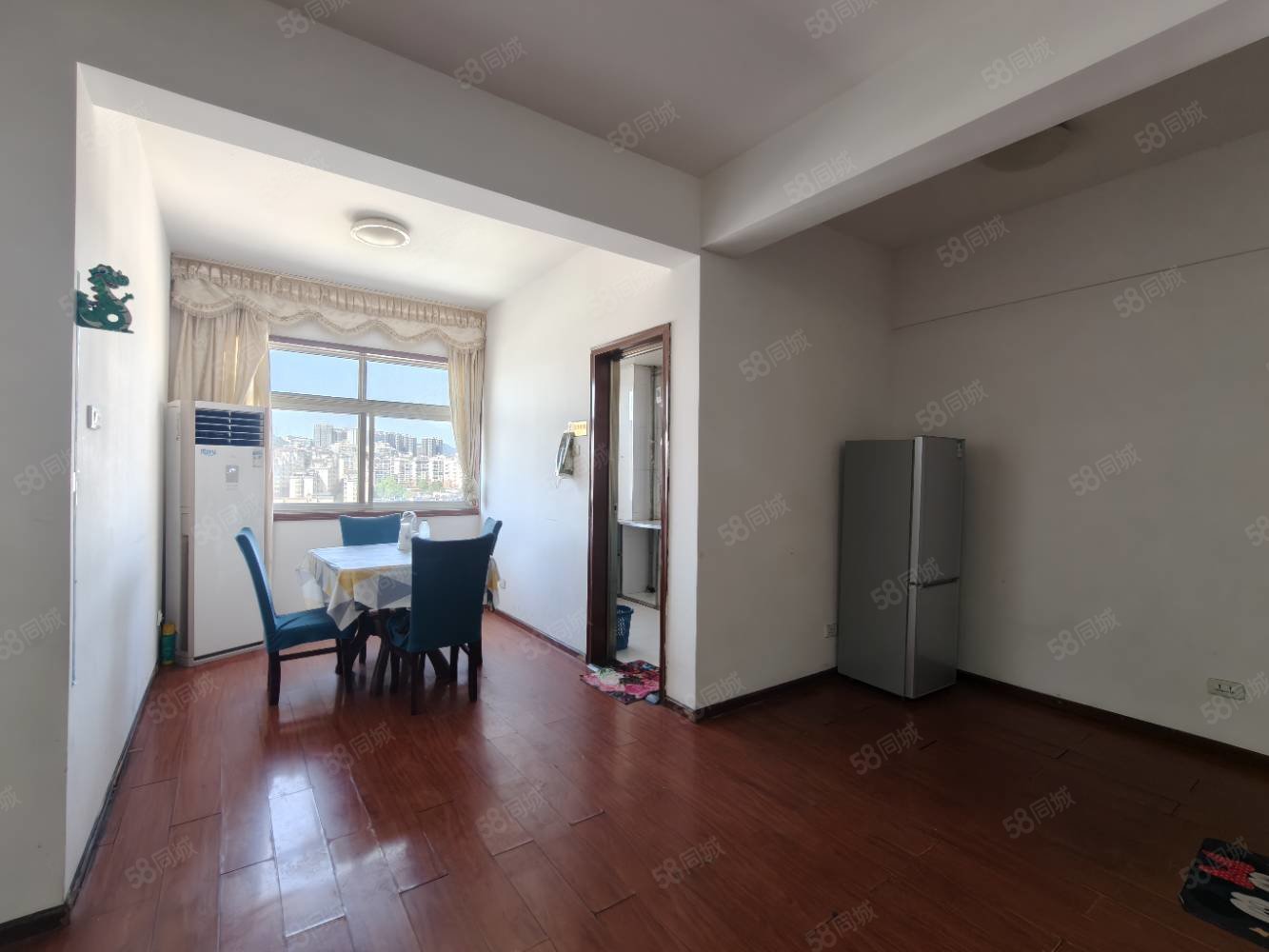 大都会广场2室2厅1卫98㎡南北56.8万