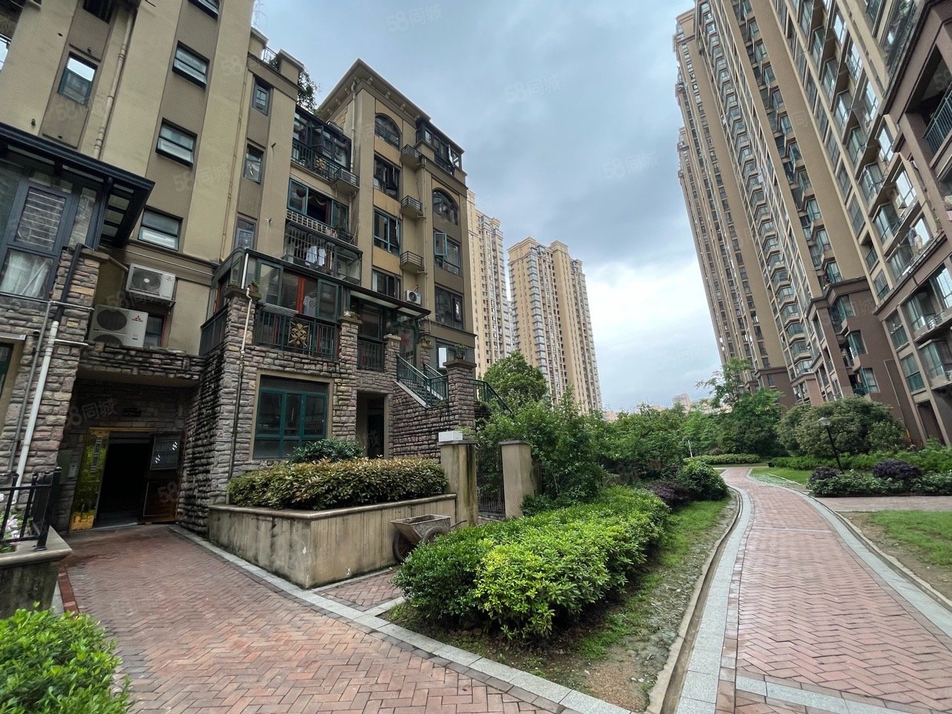 南北通透原房东精装 性价比超高,宏宇新城剑桥名门-怀化58同城