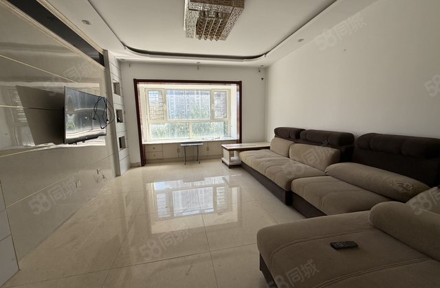 阿卡二期 三室边户全明 可五萬入住办理  光明七中 随时看房