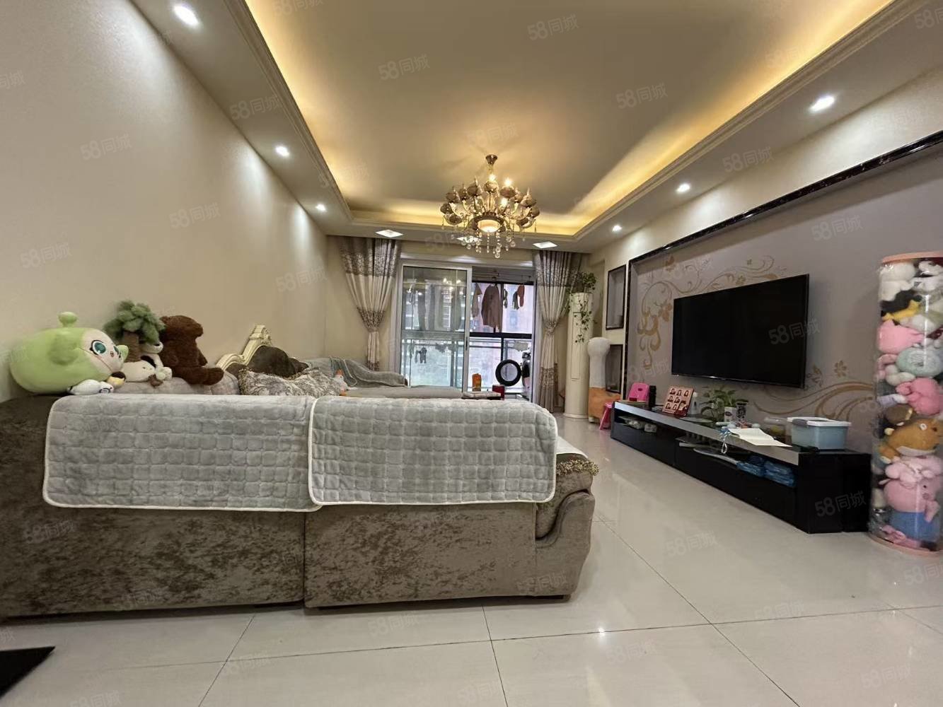 盛世东城4室2厅2卫141㎡南北59.8万