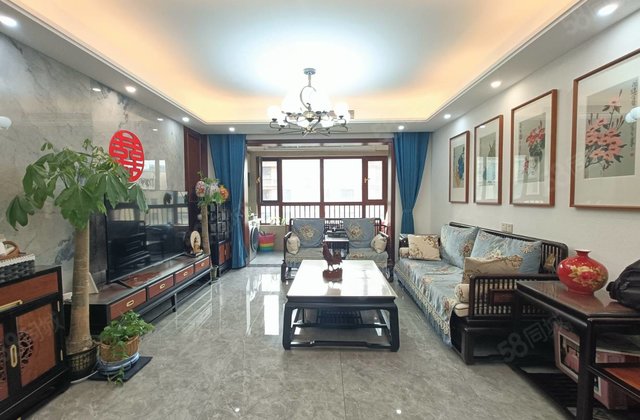 开发区，清水湾！多层！电梯洋房5层共6层！免大税送储藏室车位