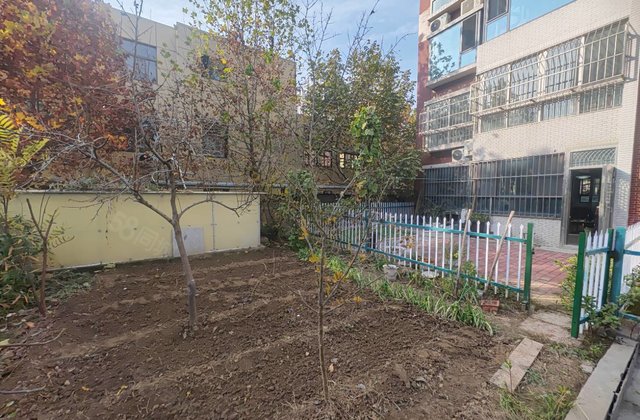 万达北邻 一楼带大院 精装婚房 免大税 丽景花园 桐凤家园