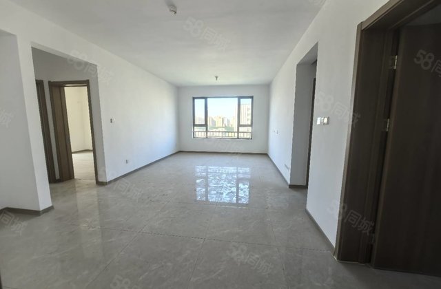 城市玖玺，出门一实验，    ，通透边户，急售急售，随时看