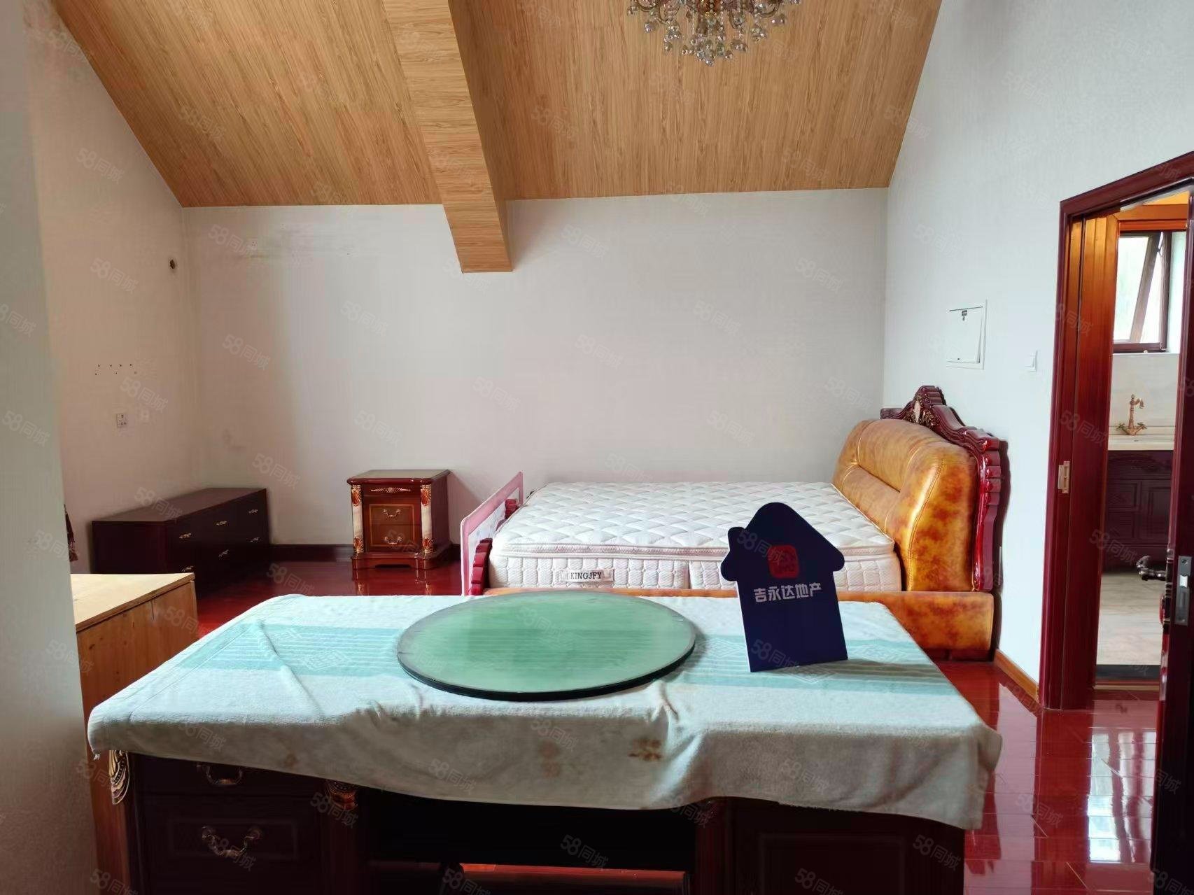 瑞海姆公寓(別墅)6室3廳3衛(wèi)288.93㎡南北750萬