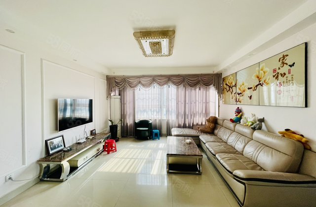 香格里小镇 精装电梯房 边户带车位 香江嘉明实验双语水岸新城