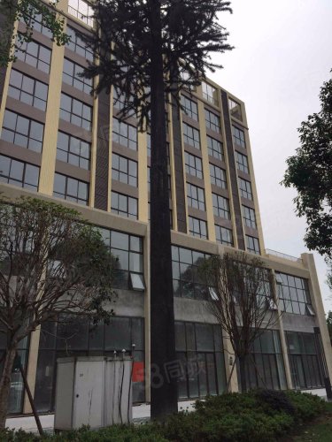 国栋南园贰号精装套三,品质小区,交通便利,居家不二选择!