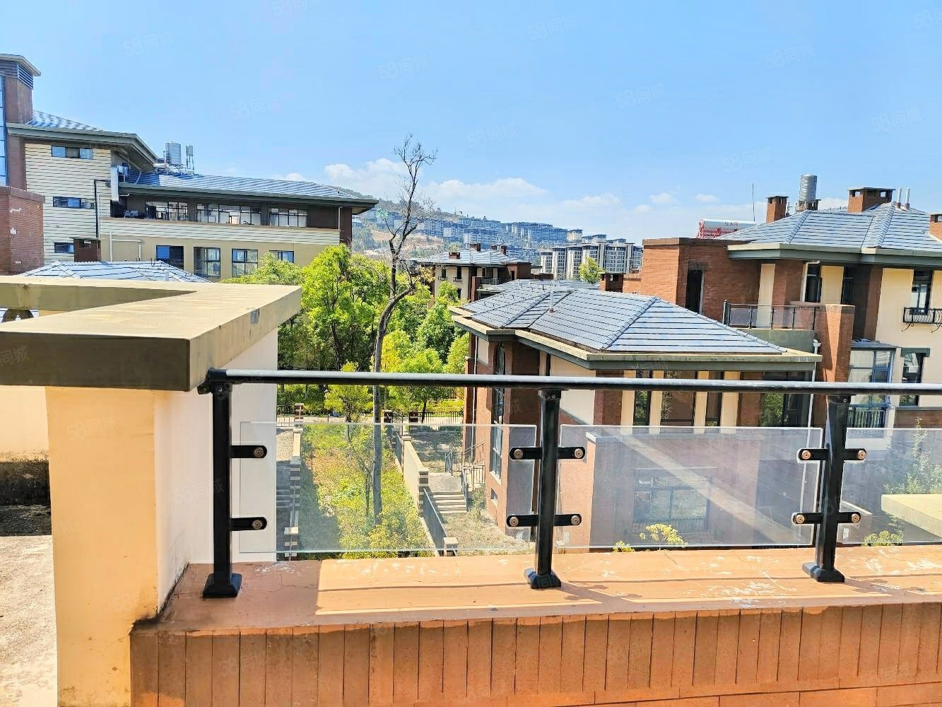 同城>昆明房产信息>昆明二手房>呈贡二手房>大渔二手房>倚澜苑(别墅)>