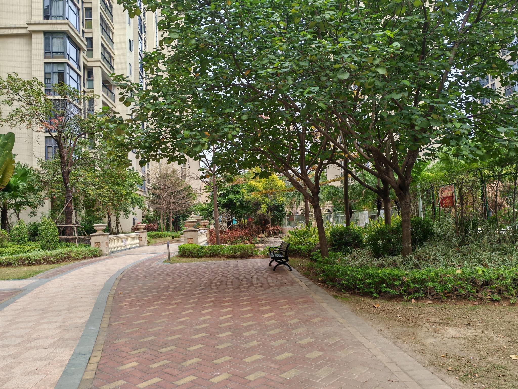 急售平9500牛田洋景观板式红树湾二期家居装修带家私家电