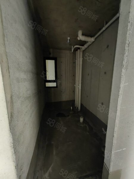 碧桂园凤凰城3室2厅2卫126.26㎡南北63万