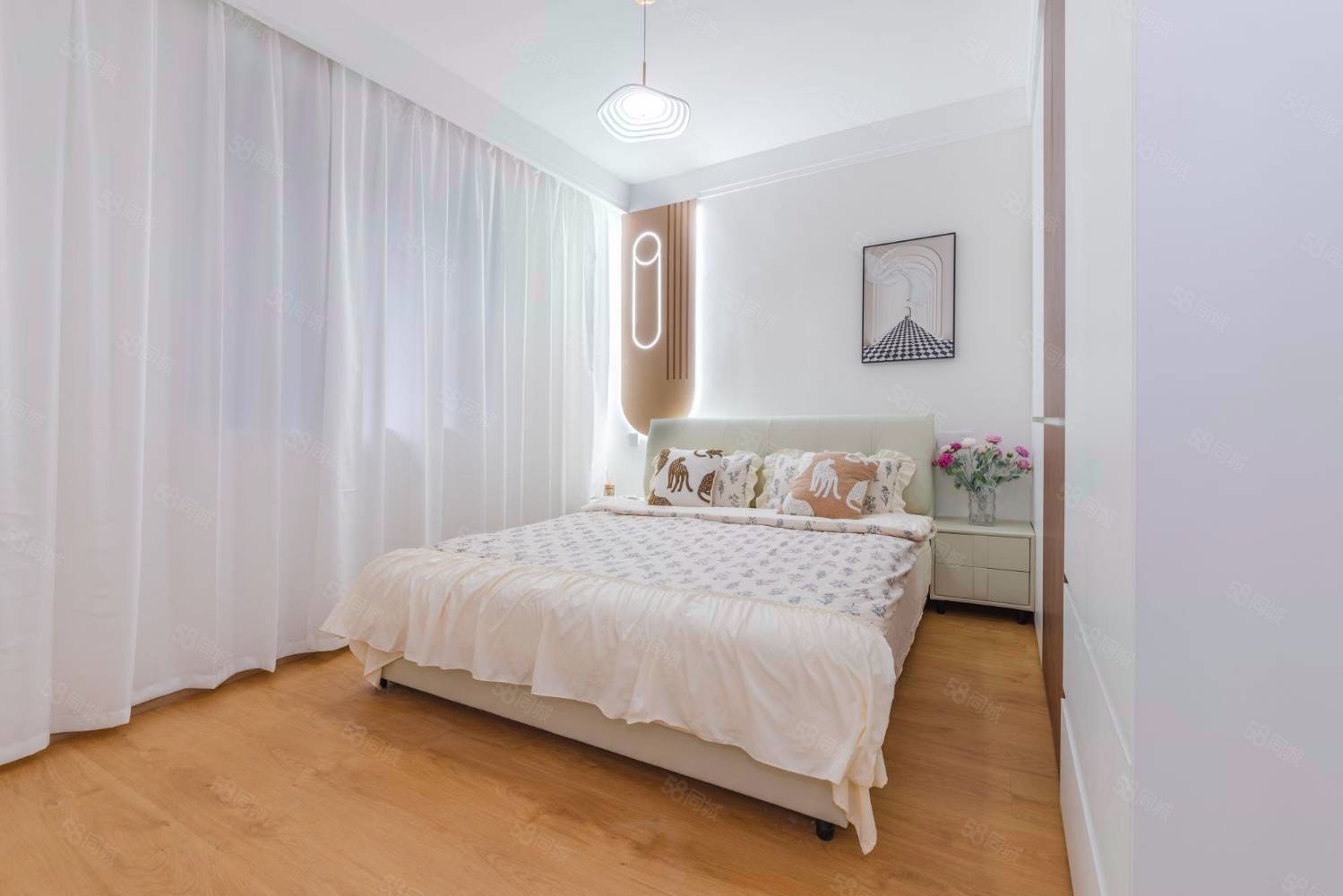 西龙须巷6号院3室2厅1卫81.61㎡南北205万