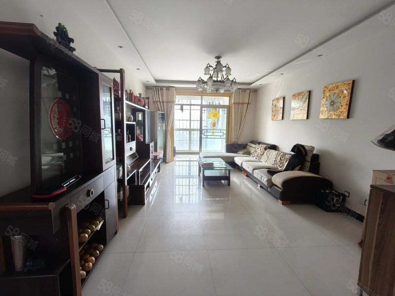 帝景华庭3室2厅1卫150㎡南北63.8万
