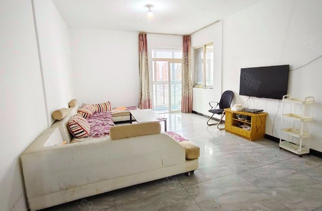 红湖公园城3室2厅113.4㎡75万二手房图片