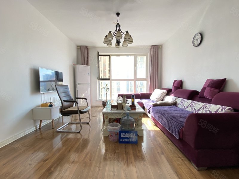 蓝岸郡景3室2厅1卫125㎡南北156万