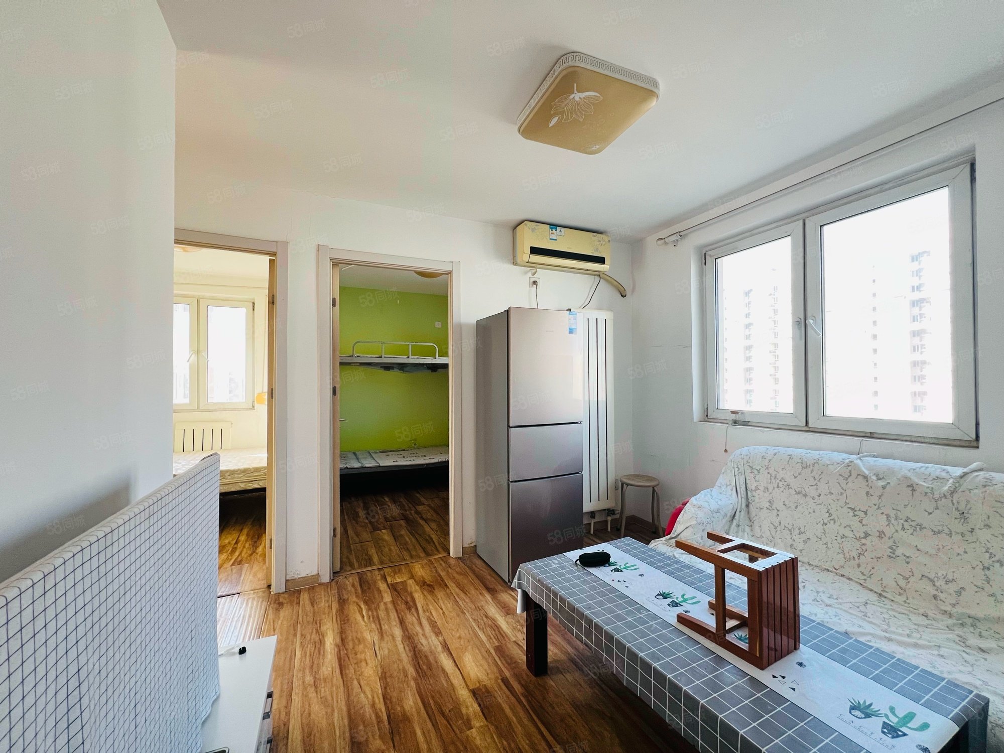 青荷里晨風(fēng)園一期3室1廳1衛(wèi)61.43㎡南北185萬