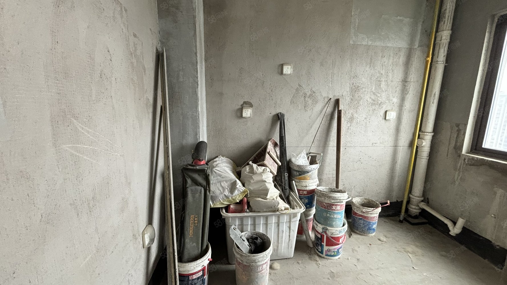 和顺静天府3室2厅2卫124㎡南北62万