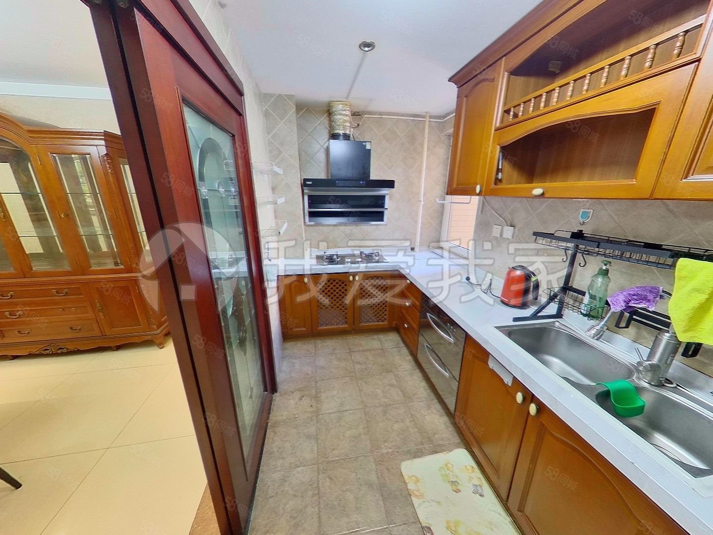 天創(chuàng)公館3室2廳2衛(wèi)138.38㎡南北980萬