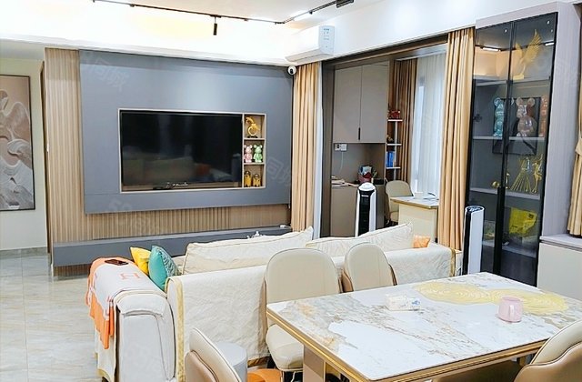 保利时光印象4室2厅95.6㎡96万二手房图片