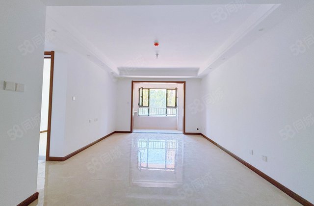 文轩外国语旁 九州新城 新房未住 免大税 送车位 有证可按揭