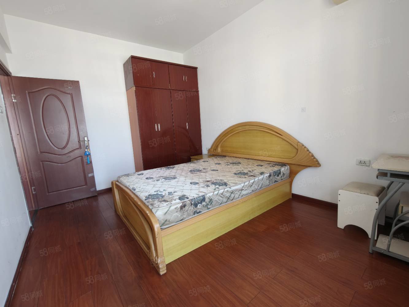 大都会广场2室2厅1卫98㎡南北56.8万