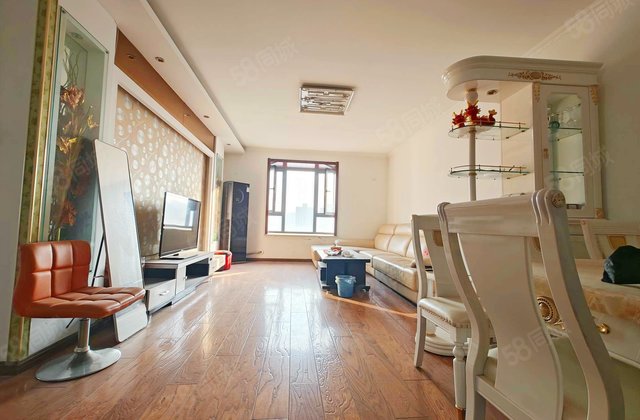 黄金屋住宅楼3室2厅135.26㎡188万二手房图片