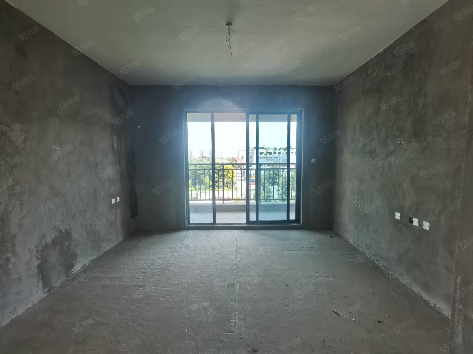 中梁壹号院(别墅)2室2厅3卫161㎡南北138万