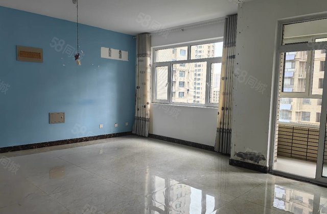 房东着急卖 湖边 金柱绿城 电梯房 免大税