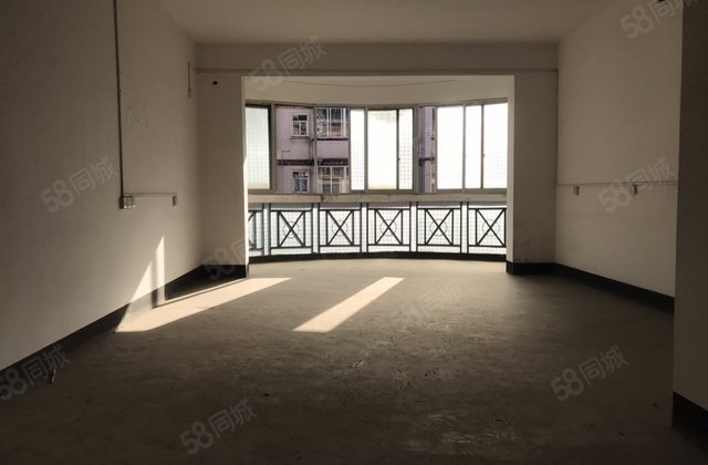 临桂供电局集资楼3室2厅100㎡29.1万二手房图片