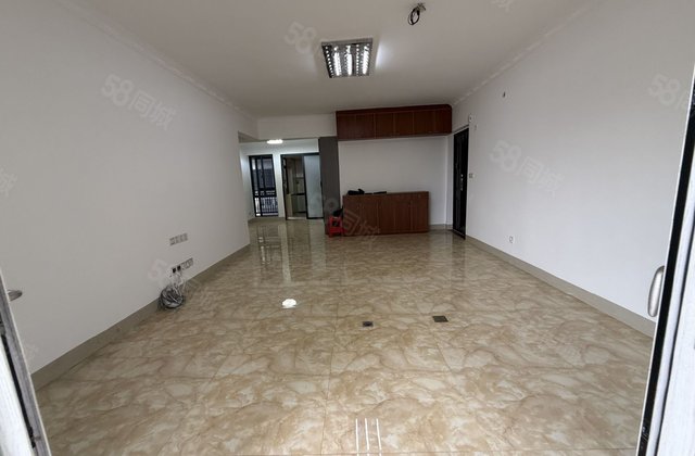 中银名苑3室2厅141.76㎡99.8万二手房图片