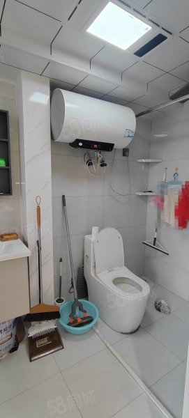 二发电家属区2室0厅1卫66.68㎡南北8.8万