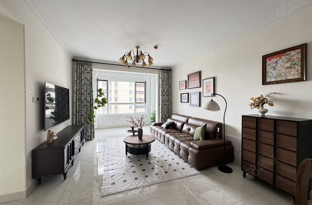 刚需小三居 有电梯 满二   南北通透 精装好房